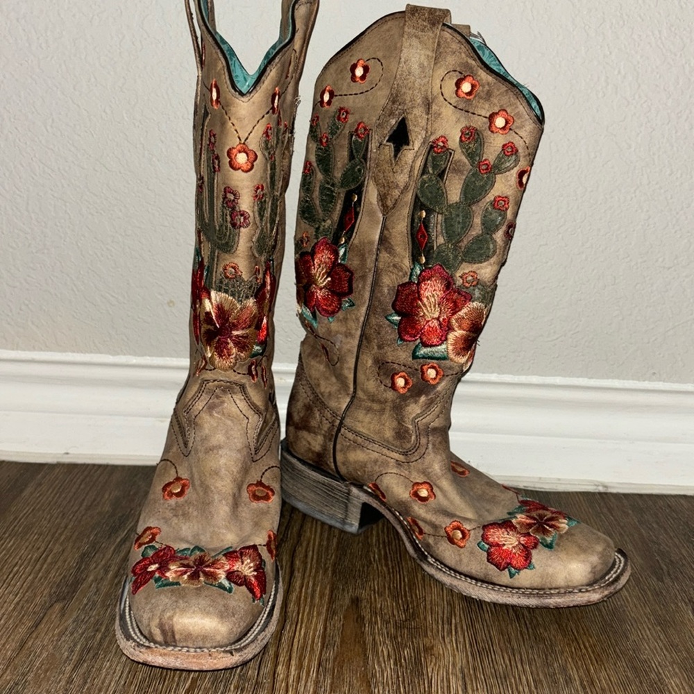 Worn once, great condition.
